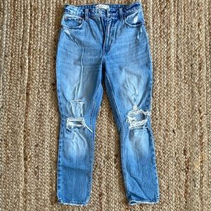 Abercrombie & Fitch Distressed Skinny Jeans